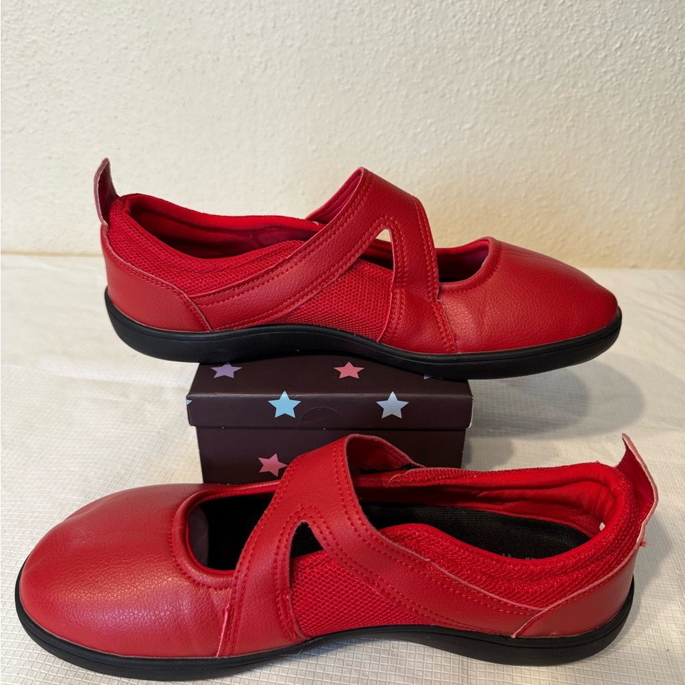 Red and Black Mary Jane Flats with Strap - Picture 6 of 16